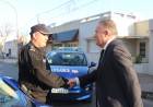La provincia entregó patrulleros y firmó un convenio para modernizar comisarías del departamento Caseros