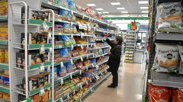 En diciembre el consumidor pagó por alimentos 3,4 veces más de lo que cobró un productor