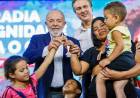 Lula a una jóven: "Tienes que parar de tener hijos y ponerte a estudiar"