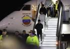 Venezolas deportados reciben asistencia del gobierno de Nicolás Maduro