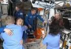 Astronautas varados regresaron a la Tierra desde la Estación Internacional