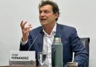 SEOM: Fernández propone que docentes y auxiliares no paguen estacionamiento para ir a trabajar