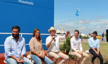 Se lanzó en Expoagro el Programa Dirigencial Jóvenes Rurales Santafesinos