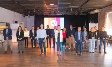 Se presenta la Mesa Juntos por el Cambio Santa Fe