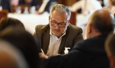 Lewandowski preguntó si el acuerdo condiciona el acceso a las divisas requeridas para sostener los procesos productivos