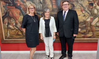 La EIS eligió director y vicedirectora para los próximos cuatro años