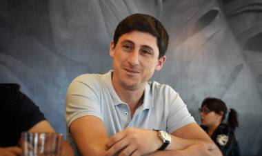 Garibaldi solicitó que el uso del barbijo deje de ser obligatorio en las escuelas