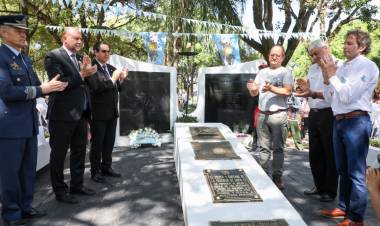 Perotti en el 40° aniversario de la Guerra de Malvinas: “El desafío es que, en el recuerdo y la conmemoración, los argentinos nos unamos mucho más”