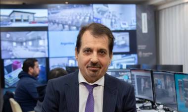 Abel De Manuele: "Ya estamos trabajando en los pliegos de la licitación internacional por la Hidrovía"