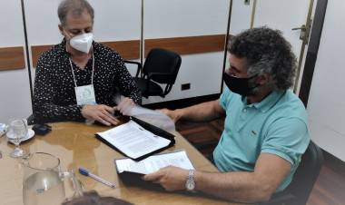 La EPE suscribió un convenio con la Fundación Emperador