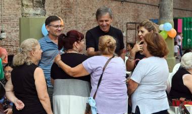 La Municipalidad organizó la primera “Peña del Reencuentro”