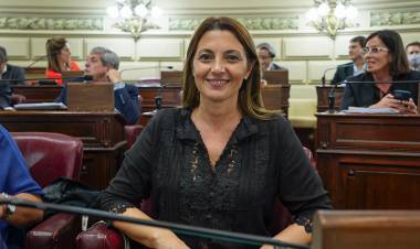 Betina Florito: "La calidad educativa no se mejora con media hora más de clases"