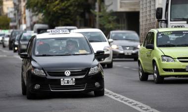 La Municipalidad publicó el orden de mérito de aspirantes a licencias de taxis y remises