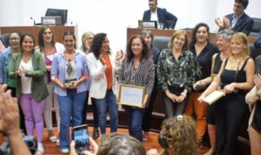 Se entregan los premios Chabela Zanutigh