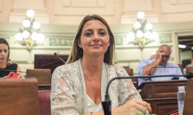 Florito: "Pasaron 30 años de la última mujer senadora del dpto. La Capital"