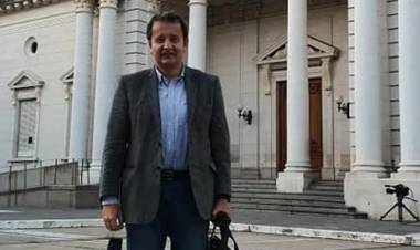 Carlos del Frade, "la mirada de Perotti es la de los grandes empresarios exportadores"