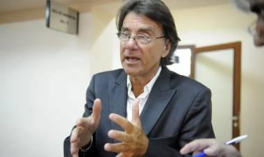 Erbetta: "La provincia tiene un problema que es la policía y ningún político lo pone sobre la mesa"