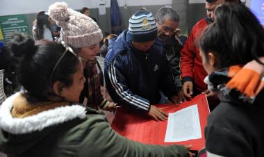 La Municipalidad presentó en Yapeyú, los talleres de formación en higiene urbana