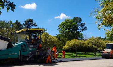 Avanza la pavimentación de la ruta Nro. 63 entre Margarita y Maria Juana