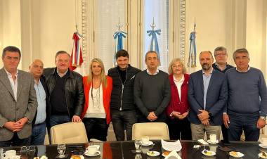 Felipe Michlig: "Están dadas las condiciones para un gran frente opositor santafesino"