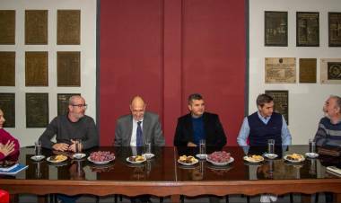 La Mesa Santafesina para el Empleo se reunió en el Mercado de Productores y Abastecedores