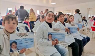 Especial celebración del Día de la Bandera en las escuela rurales de San Justo