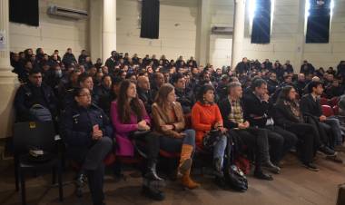 La provincia capacitó a la Policía de Santa Fe sobre cannabis medicinal