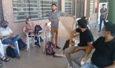 Consumos problemáticos: la Municipalidad brinda talleres para estudiantes y docentes