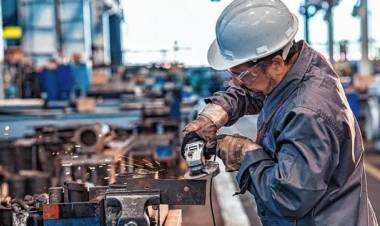 La Unión Industrial de Santa Fe afirmó que hay una paralización total del comercio exterior