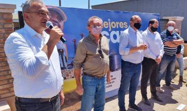 Firma de convenios del programa "Caminos de la Ruralidad" en  Ramona y Egusquiza