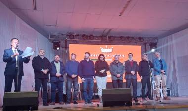 El senador Alcides Calvo participó de la Fiesta Provincial de la Bagna Cauda