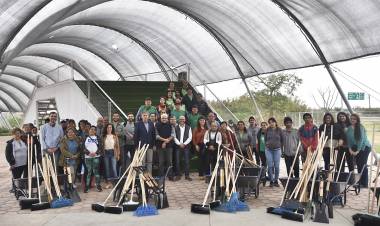 Banco de Herramientas: se completó la entrega de insumos a cuadrillas de higiene urbana