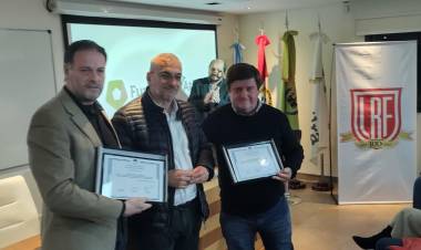 Un siglo de grandeza, el libro de los cien años de la Liga Rafaelina de Fútbol