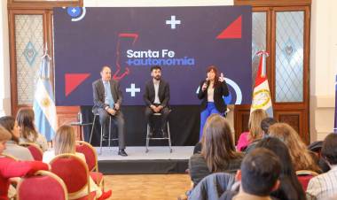 El gobernador Perotti participó de las Jornadas de Estrategias de Transformación en la Administración Pública