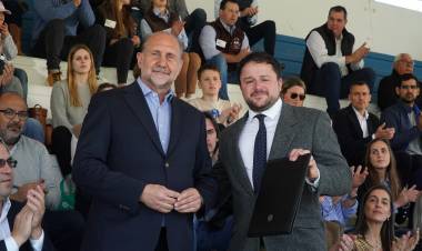 Perotti participó del acto inaugural de la 86° Expo Rural de Reconquista