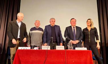 La UCR provincial debatió Sobre “Planes sociales y asistencialismo”