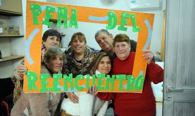 La Peña del Reencuentro vuelve al Mercado Progreso