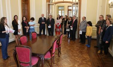 Perotti mantuvo un encuentro de trabajo con investigadores del Instituto de Estudios Avanzados del Litoral