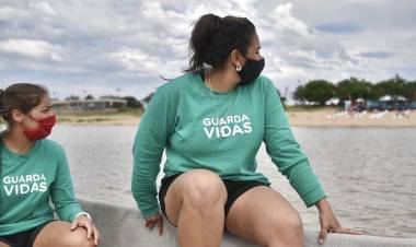La Municipalidad seleccionará guardavidas para la temporada estival