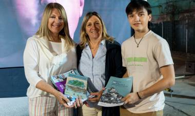 La provincia presentó Cuadernos Memoriosos y una serie audiovisual