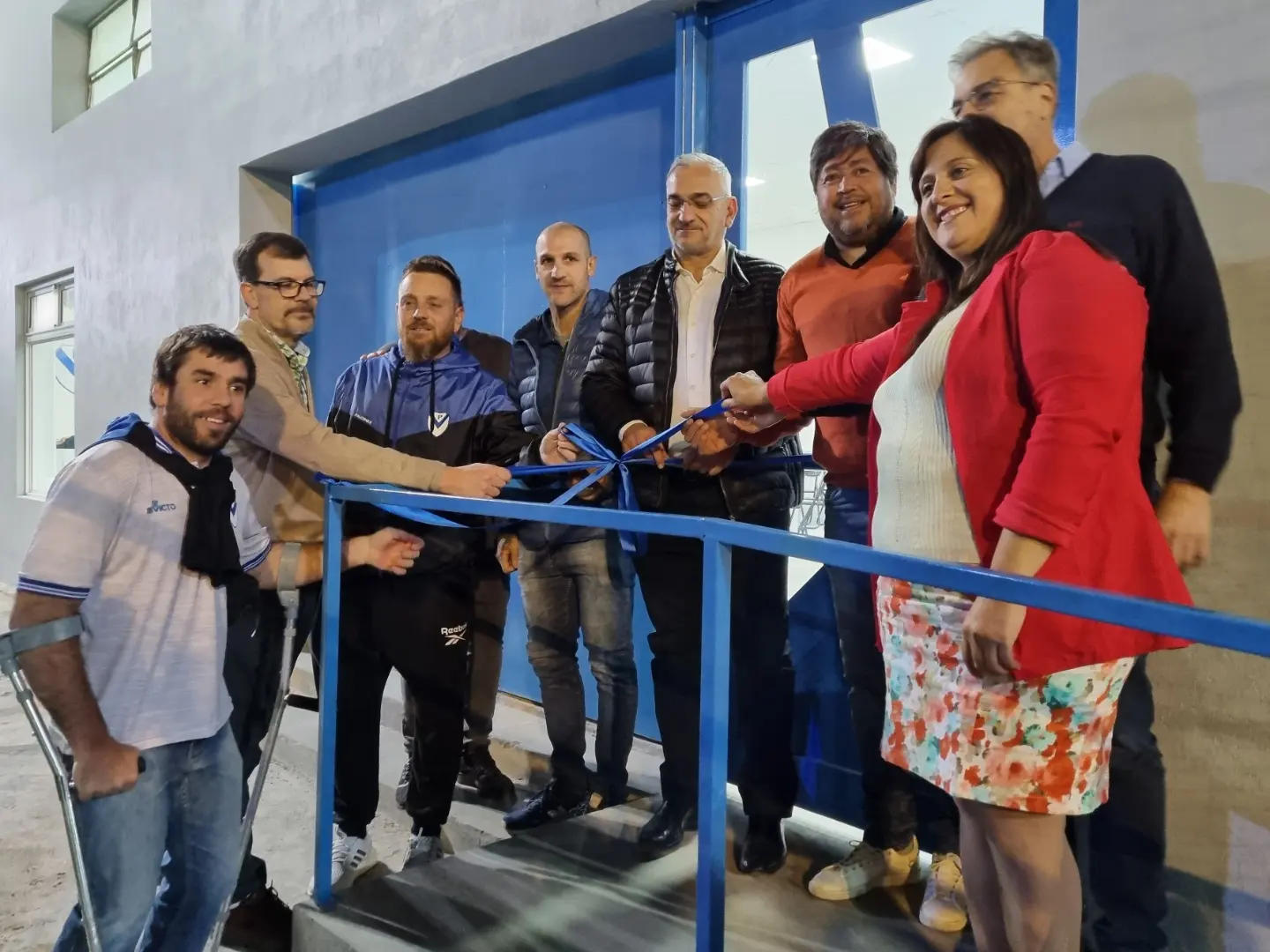 Calvo acompañó la inauguración del nuevo salón social de Peñarol de Rafaela