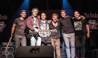 Octubre celebra a la poesía, al rock local y a las artes escénicas