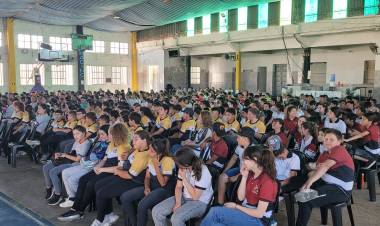 Michlig: “Es de un gran valor pedagógico el abordaje del Bulling desde el género artístico”