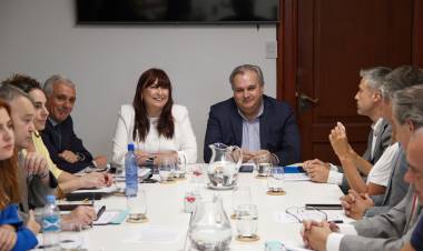 La ministra Celia Arena concurrió a la Cámara de Diputados y respondió interrogantes de los legisladores