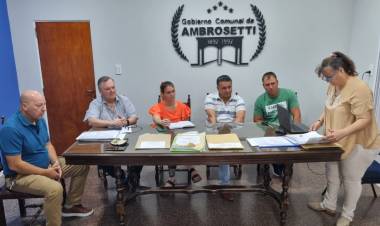 Licitación pública para adquisición de una retroexcavadora y aporte a la subcomisión de fútbol del CASLA