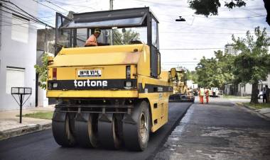 Con dos frentes de obra, el Plan de Bacheo avanza en Candioti Sur