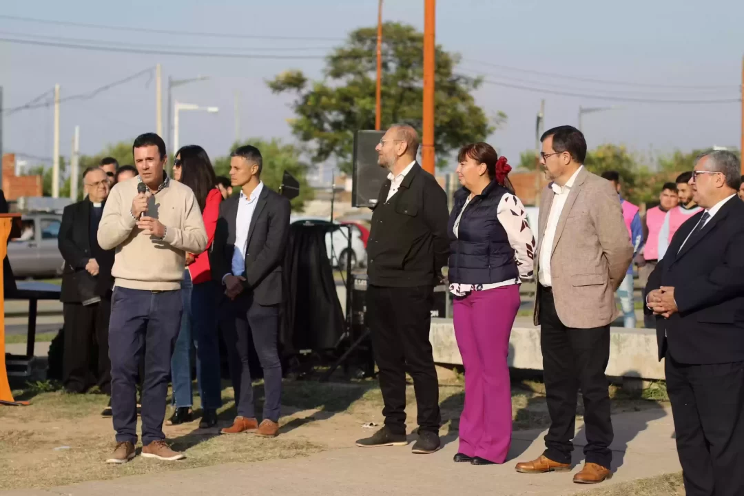 Kerz en Mañana 967: "La idea es que el ciudadano no gaste dinero extra en un trmite lejos de su casa"