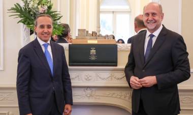 Perotti recibió a la empresa marroqui de fertilizantes, acompañada del Embajador Fares Yassir