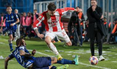 En el debut de Kily González, fue derrota de Unión en Tucumán