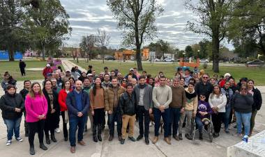 Recorrida de Maxi Pullaro, Rodrigo Borla y candidatos de Santa Fe Puede por el dpto. San Justo